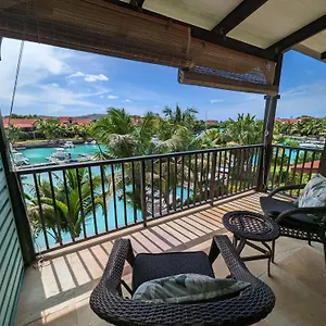 Citronelle Eden Island
