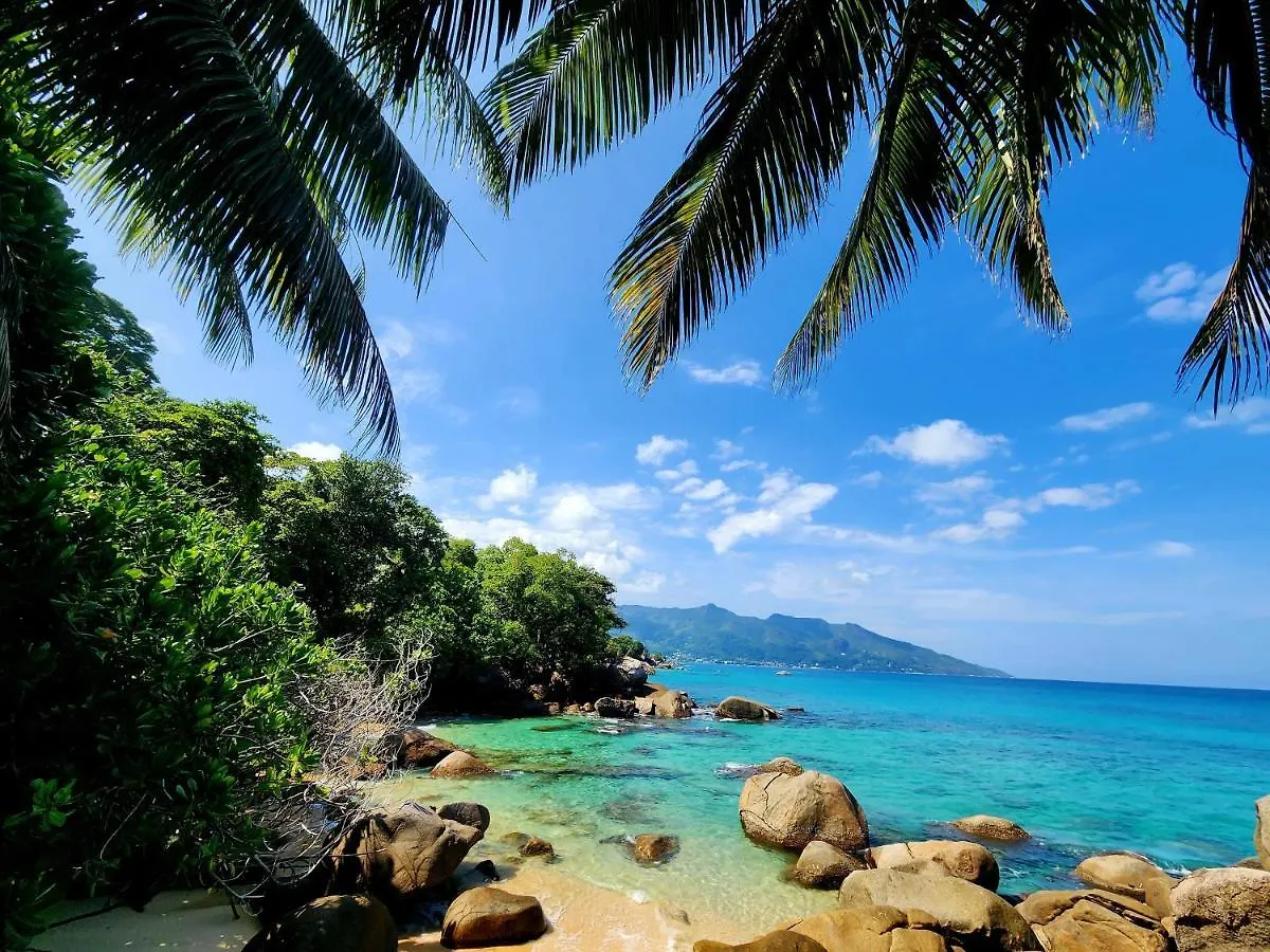 Marquise & Infinity Villas 0*, Glacis (Mahe) Seychelles