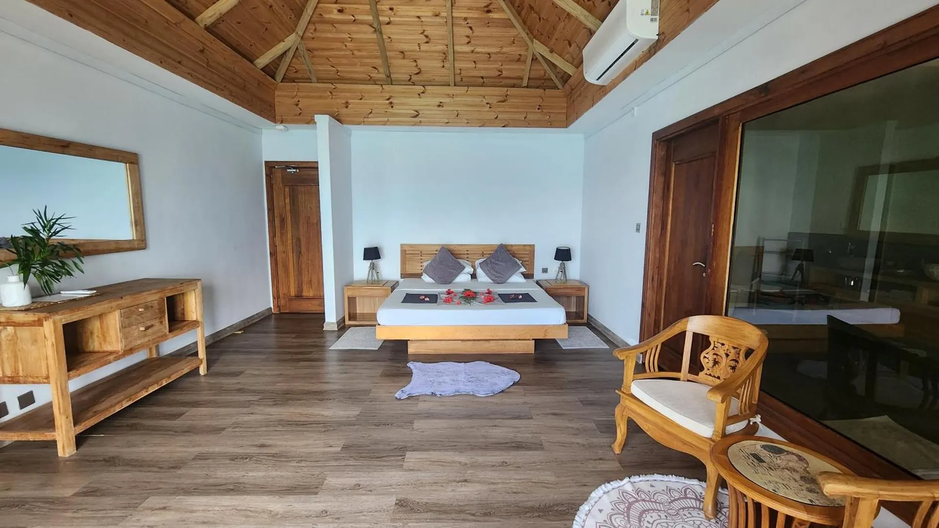 Marquise & Infinity Villas Seychelles