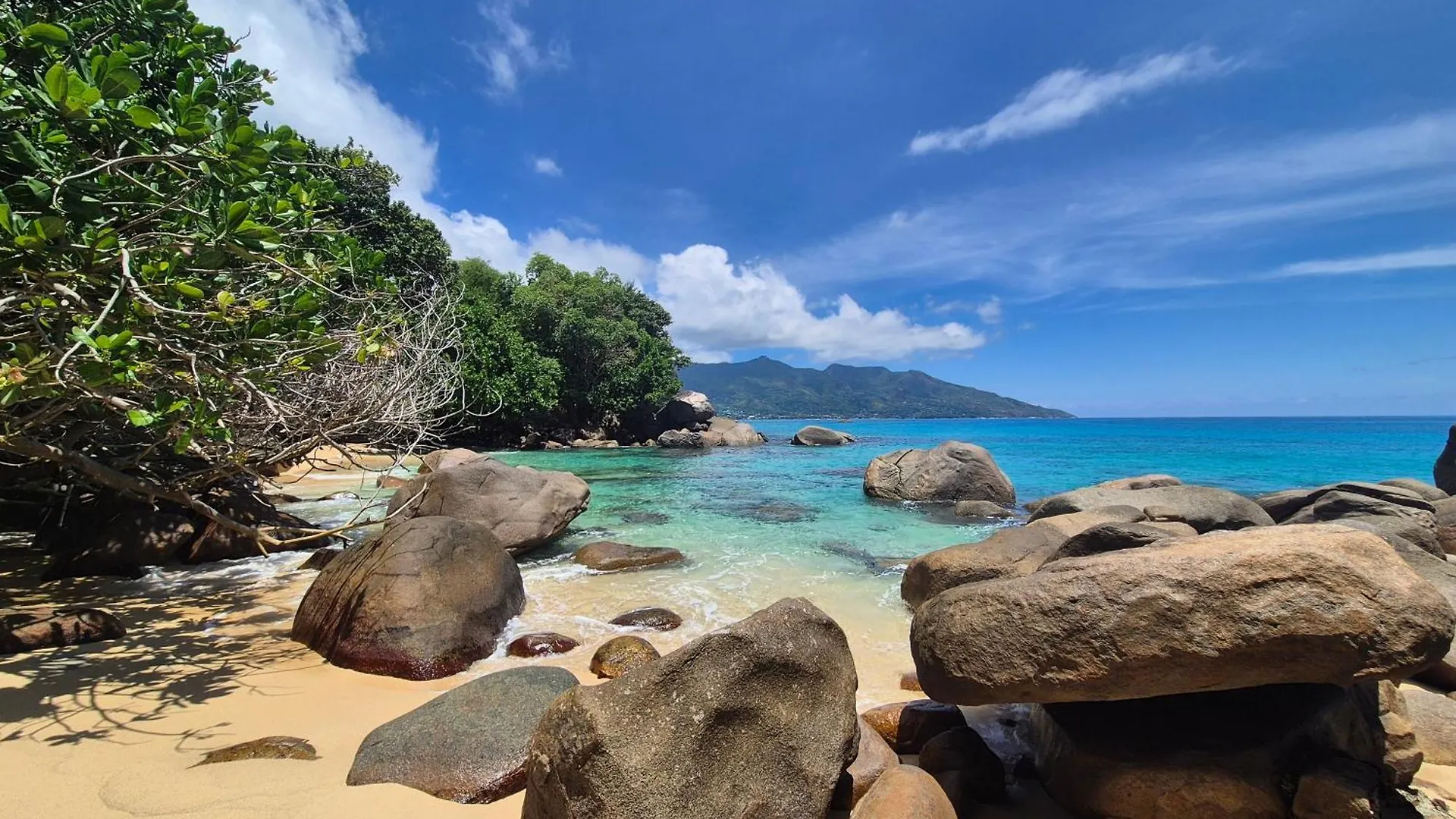 Marquise & Infinity Villas 0*, Glacis (Mahe) Seychelles